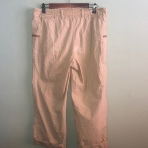 J. Crew Pants - J Crew cropped pants. Size 6. J. Crew Pants - J Crew cropped pants. Size 6.